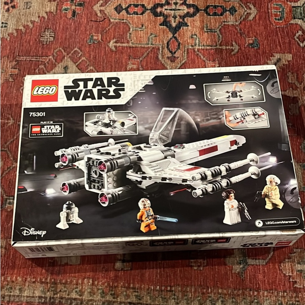 Lego Star Wars Luke Skywalker X-Fighter 75301